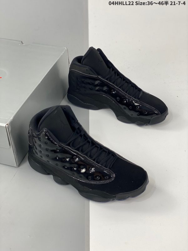 Air Jordan 13 "Cap and Gown" 1