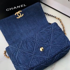 Chanel Hobo bag gold M AS1161 10