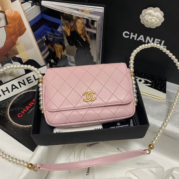 Chanel Pearl Chain Wallet AS81083 1