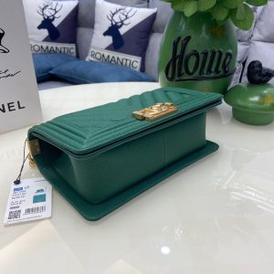 Chanel leboy calfskin green 67086 12