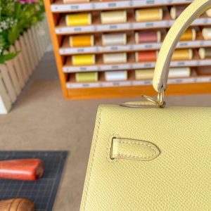 Hermes Kelly 25 Epsom chicken yellow Bag 12