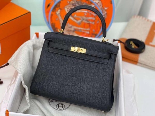 Hermes Kelly 25/28/32 black Bag 10