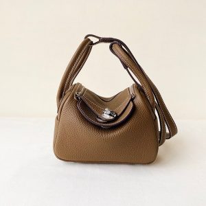 Hermes Mini Lindy 2019 size 20 khaki Bag 17