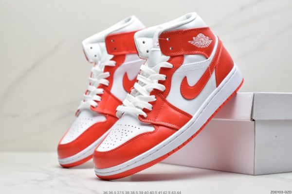 Jordan 1 Retro High OG-BQ6472-116 2