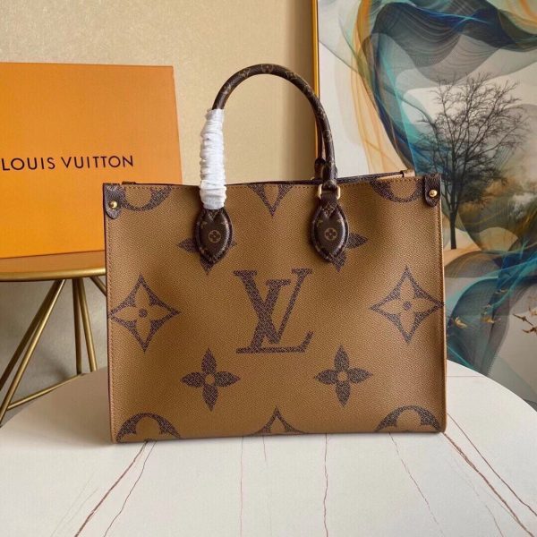 LOUIS VUITTON ONTHEGO MM LV M45039 1