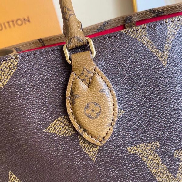 LOUIS VUITTON ONTHEGO MM LV M45039 6