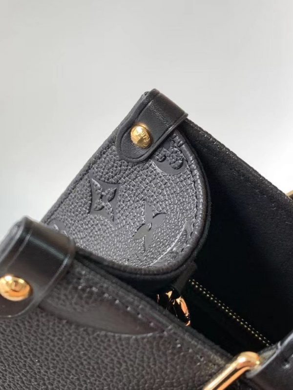 Louis Vuitton M45660 The Onthego mini black 3