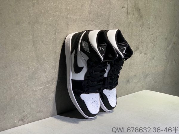 New Air Jordan 1 Mid 5