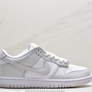 Nike Dunk SB Low“Photon Dust” 11