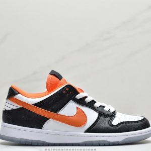 Nike SB Dunk Low 12