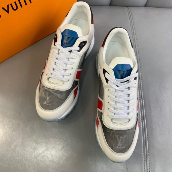 Shoes LOUIS VUITTON Run Away 4