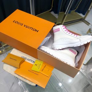 Shoes Louis Vuitton LV Squad 10