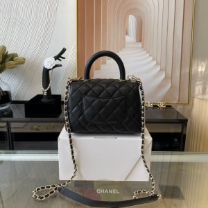 chanel 𝑐𝑜𝑐𝑜 ℎ𝑎🝑𝑑𝑙𝑒14k light golden coco bag classic black 11