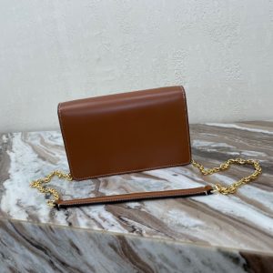 CELINE MAILLON TRIOMPHE cowhide chain wallet 14