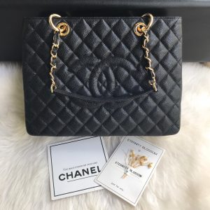 CHANEL grand shopping tote 18