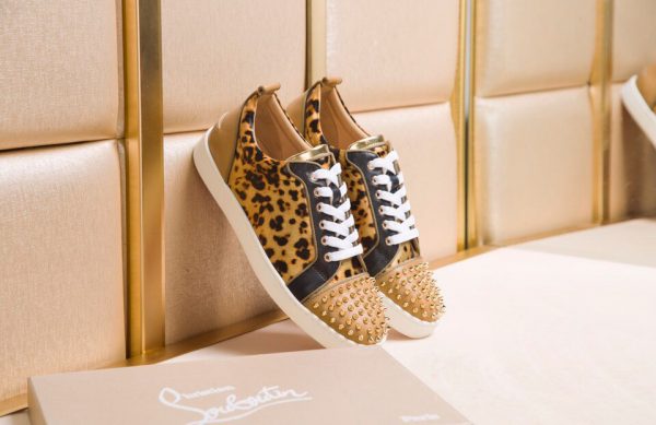 CHRISTIAN LOUBOUTIN Lage Sneakers 4