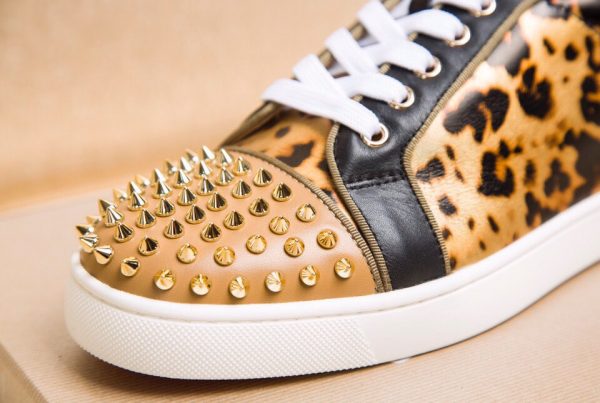 CHRISTIAN LOUBOUTIN Lage Sneakers 8