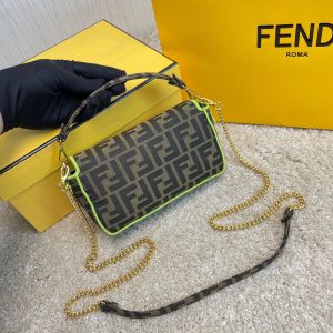 FENDI Baguette Trumpet 19