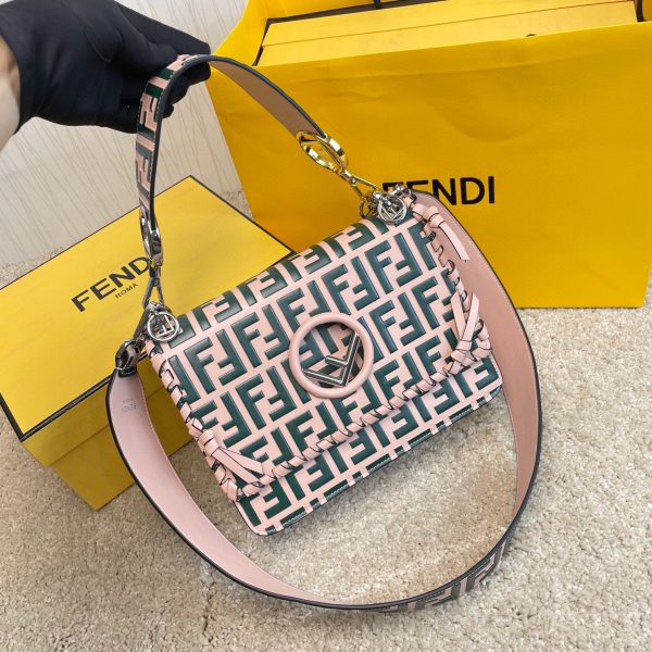 FENDI KAN I F leather bag 1