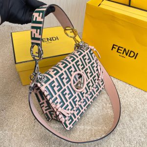 FENDI KAN I F leather bag 11