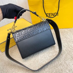 FENDI KAN I F leather bag 13