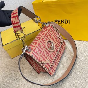 FENDI KAN I F leather bag 13