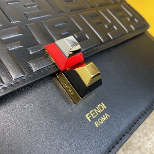 FENDI KAN I F leather bag 15