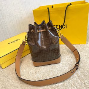 FENDI Mon Tresor Bucket Bag Large 12