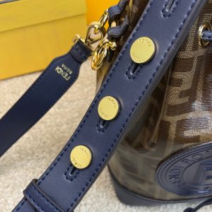 FENDI Mon Tresor Bucket Bag Large 15