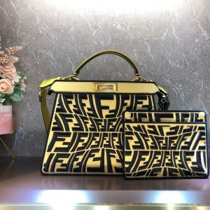 FENDI PEEKABOO ISEEU MEDIUM 11