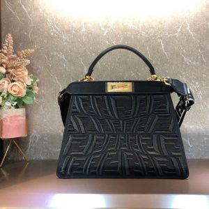 FENDI PEEKABOO ISEEU MEDIUM 11