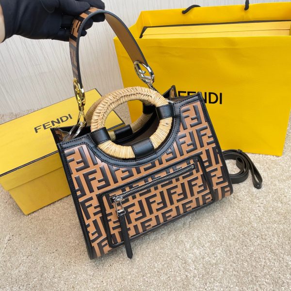 FENDI Runaway Shopping 1