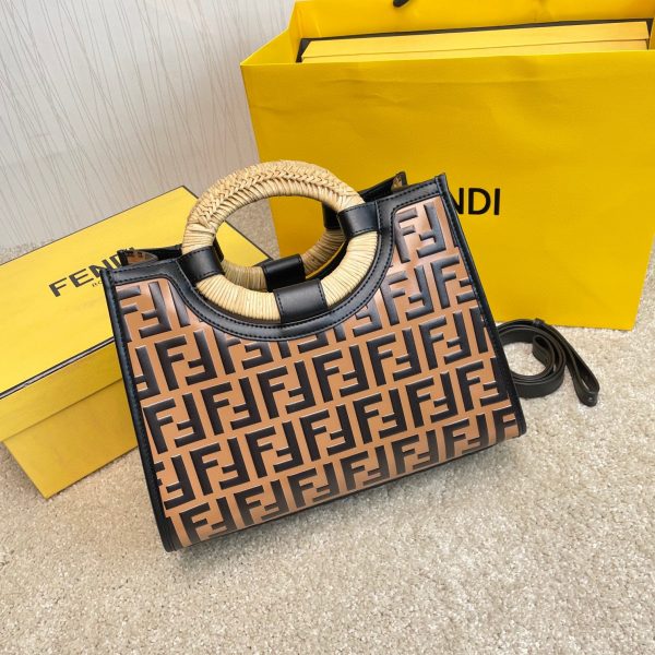 FENDI Runaway Shopping 6