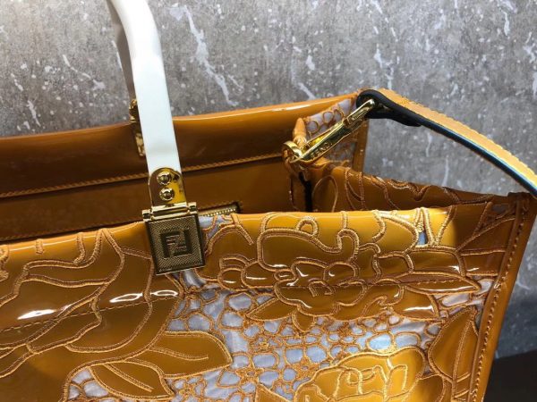 FENDI SUNSHINE SHOPPER 3