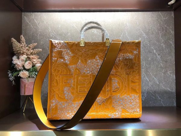 FENDI SUNSHINE SHOPPER 5