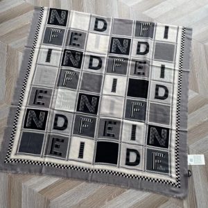 FENDI WYSIWYG CASHMERRE SCARF 9