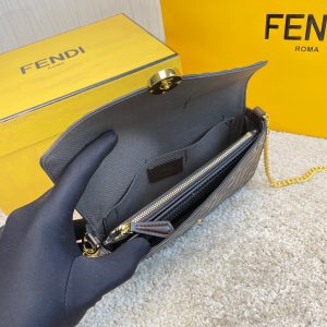 FENDI three-piece wallet 17