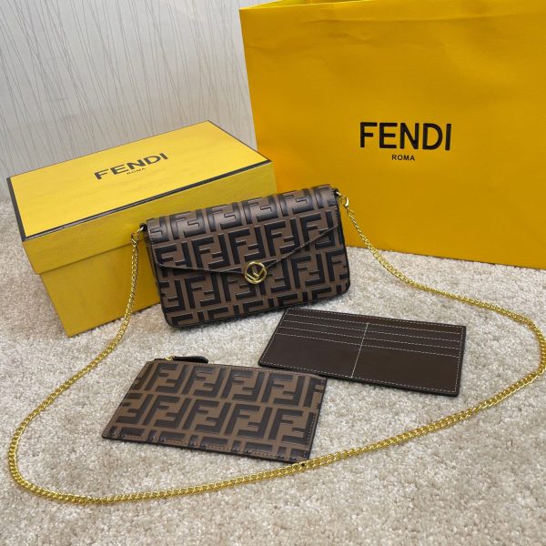 FENDI three-piece wallet 1