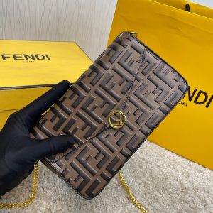 FENDI three-piece wallet 13