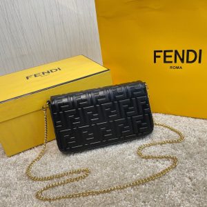 FENDI three-piece wallet 13