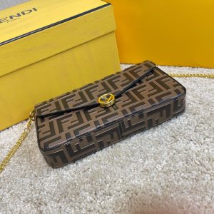 FENDI three-piece wallet 14