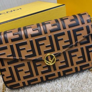 FENDI three-piece wallet 14