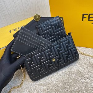 FENDI three-piece wallet 14