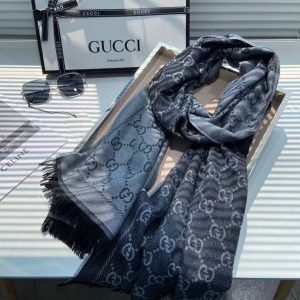 GUCCI GG wool scarf 7