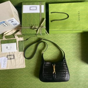 Gucci Jackie 1961 Small Shoulder Bag 15