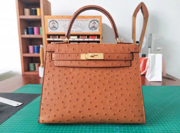 HERMES Kelly28 ostrich leather 1