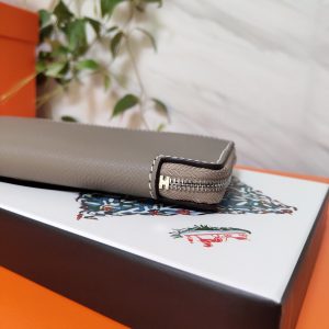 Hermes Epsom size 20 elephant gray Wallet 17