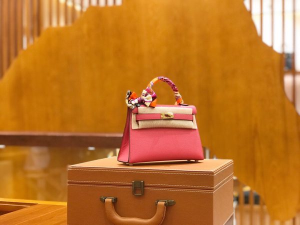 Hermes Mini Kelly 3Q lipstick pink Bag 6