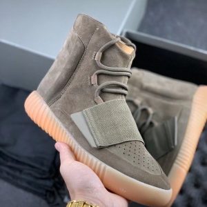 AD x Yeezy 750 Boost BY2456 6