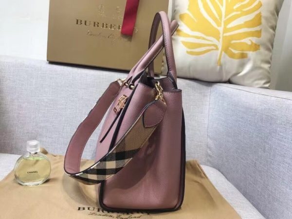 Burberry latest The buckle bag pink 301951 2